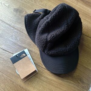 North Face Cragmont Fleece Baseball Cap w Ear and Neck Coverage